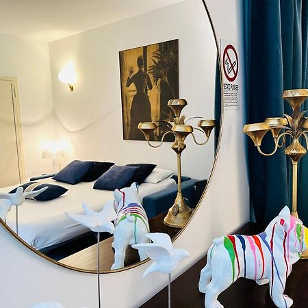 Comecasa Duomo - San Babila Lovely Apartment 米兰 外观 照片