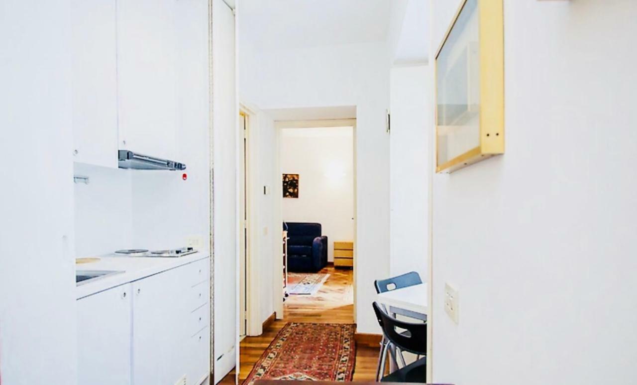 Comecasa Duomo - San Babila Lovely Apartment 米兰 外观 照片