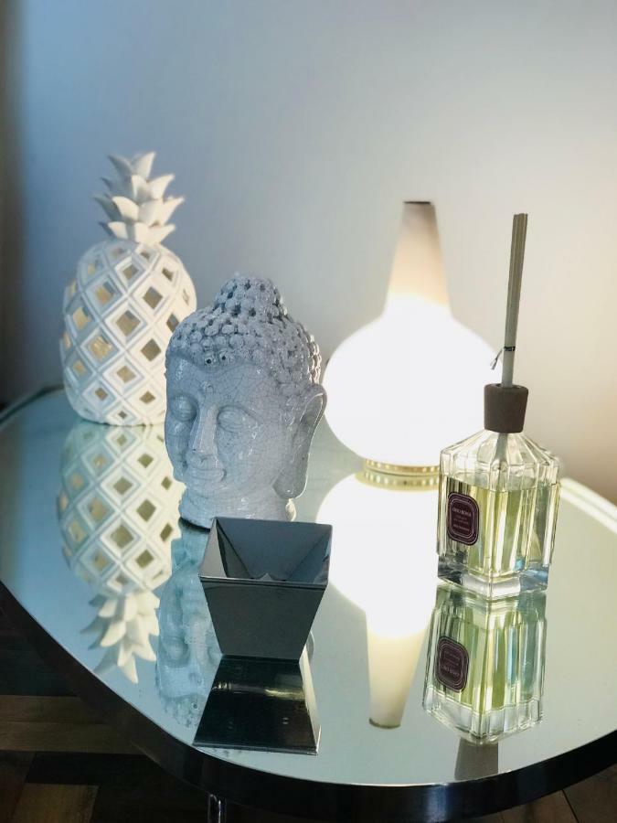 Comecasa Duomo - San Babila Lovely Apartment 米兰 外观 照片